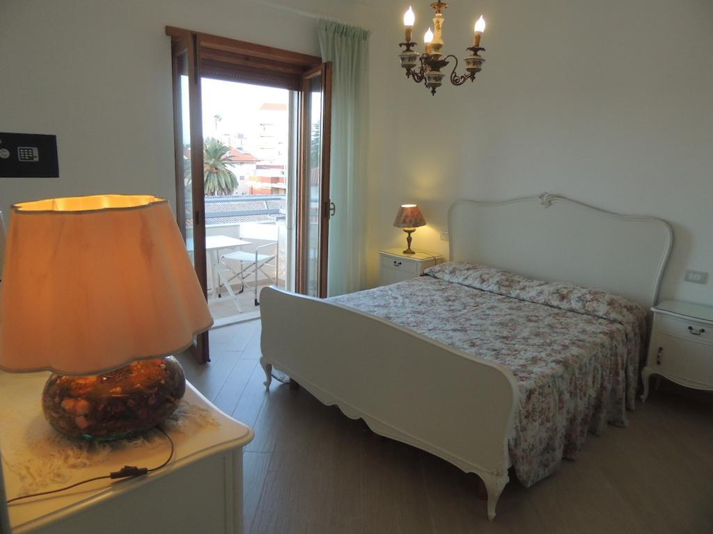 Camera Con Vista Oristano Room photo